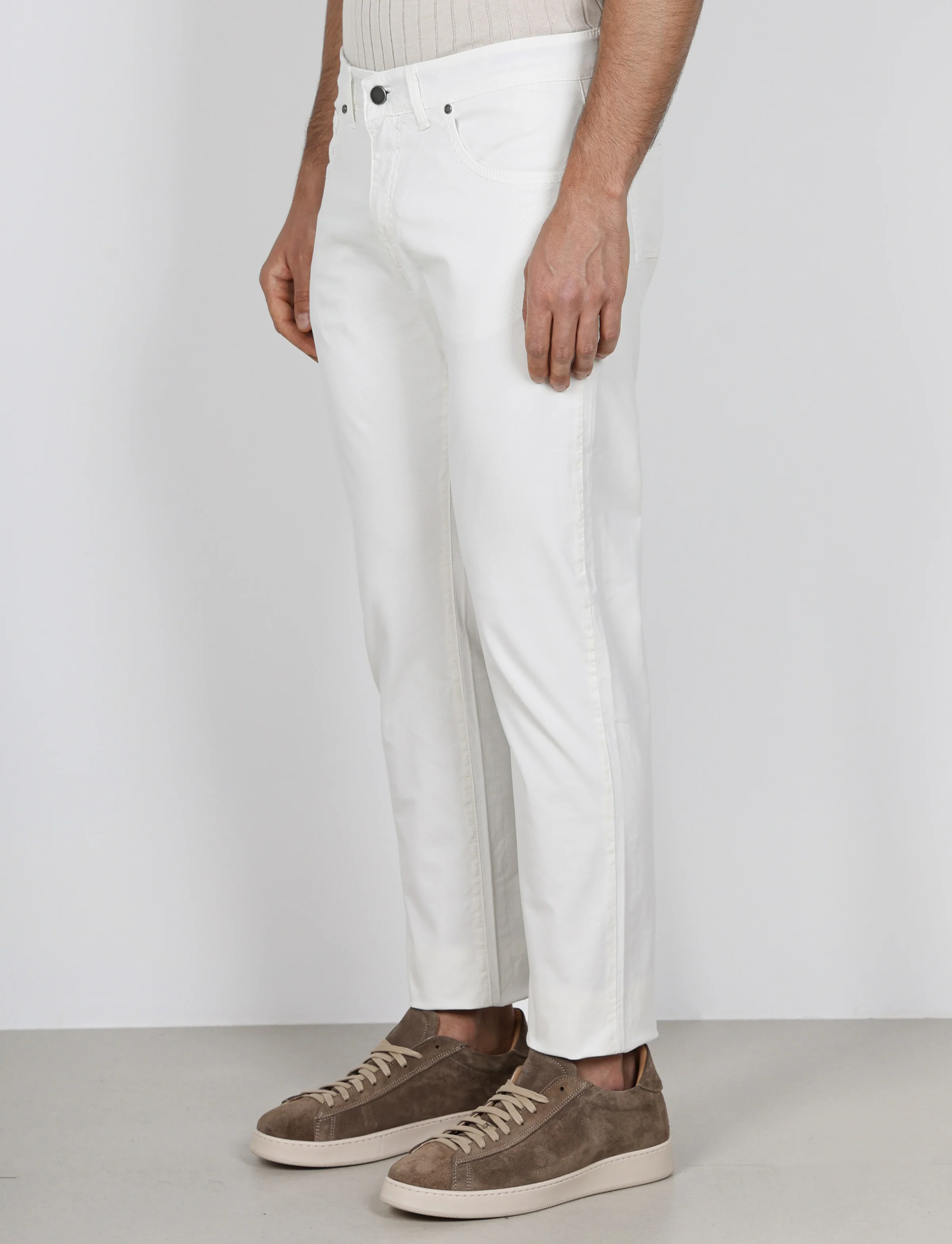 Pantaloni cinque tasche in cotone nido d'ape - Image 22