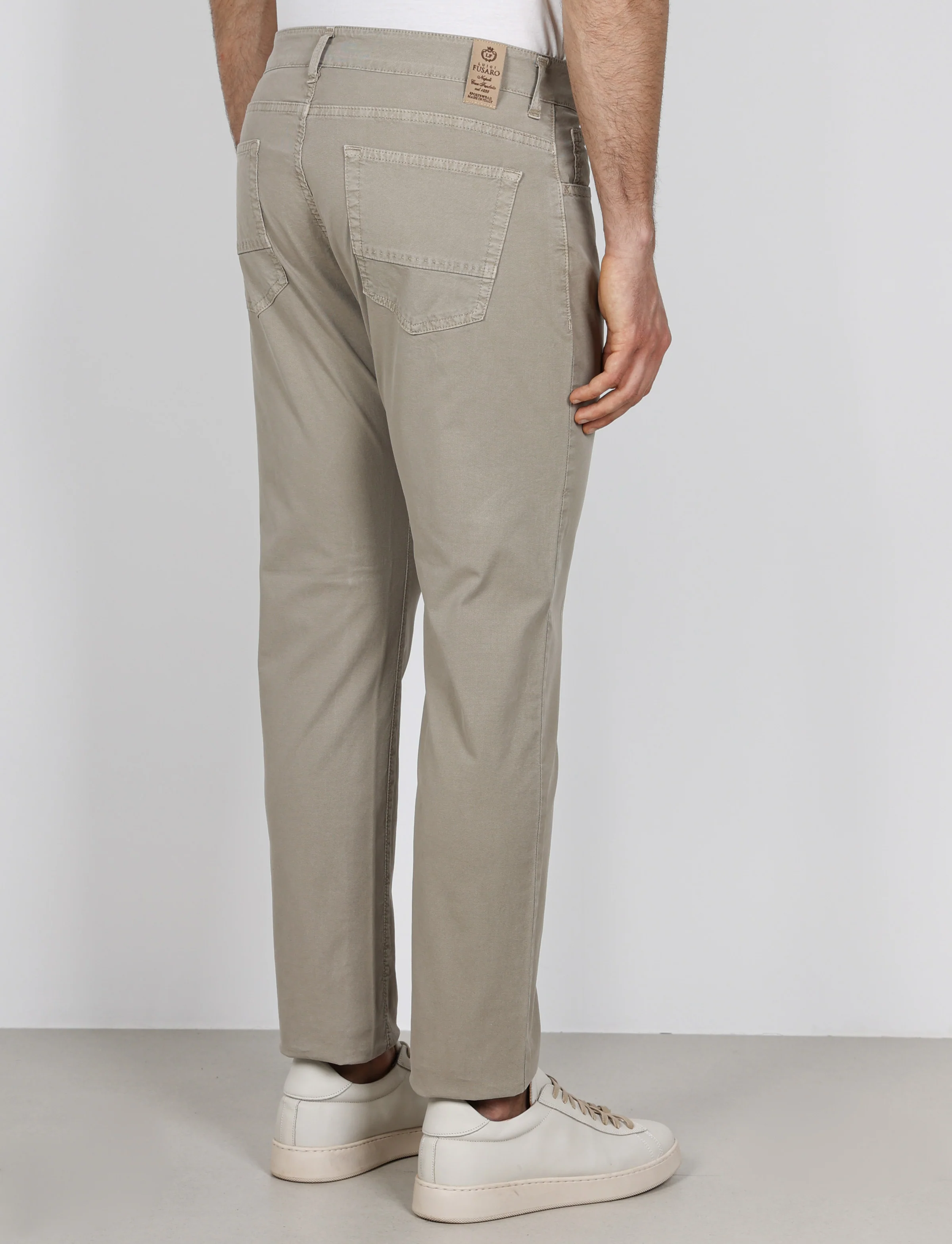 Pantaloni cinque tasche in cotone nido d'ape - Image 3