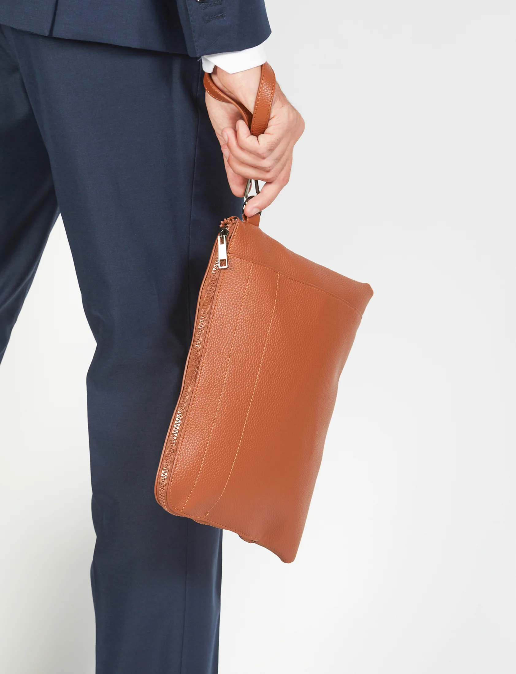 Pochette in eco-pelle con manico - Image 4