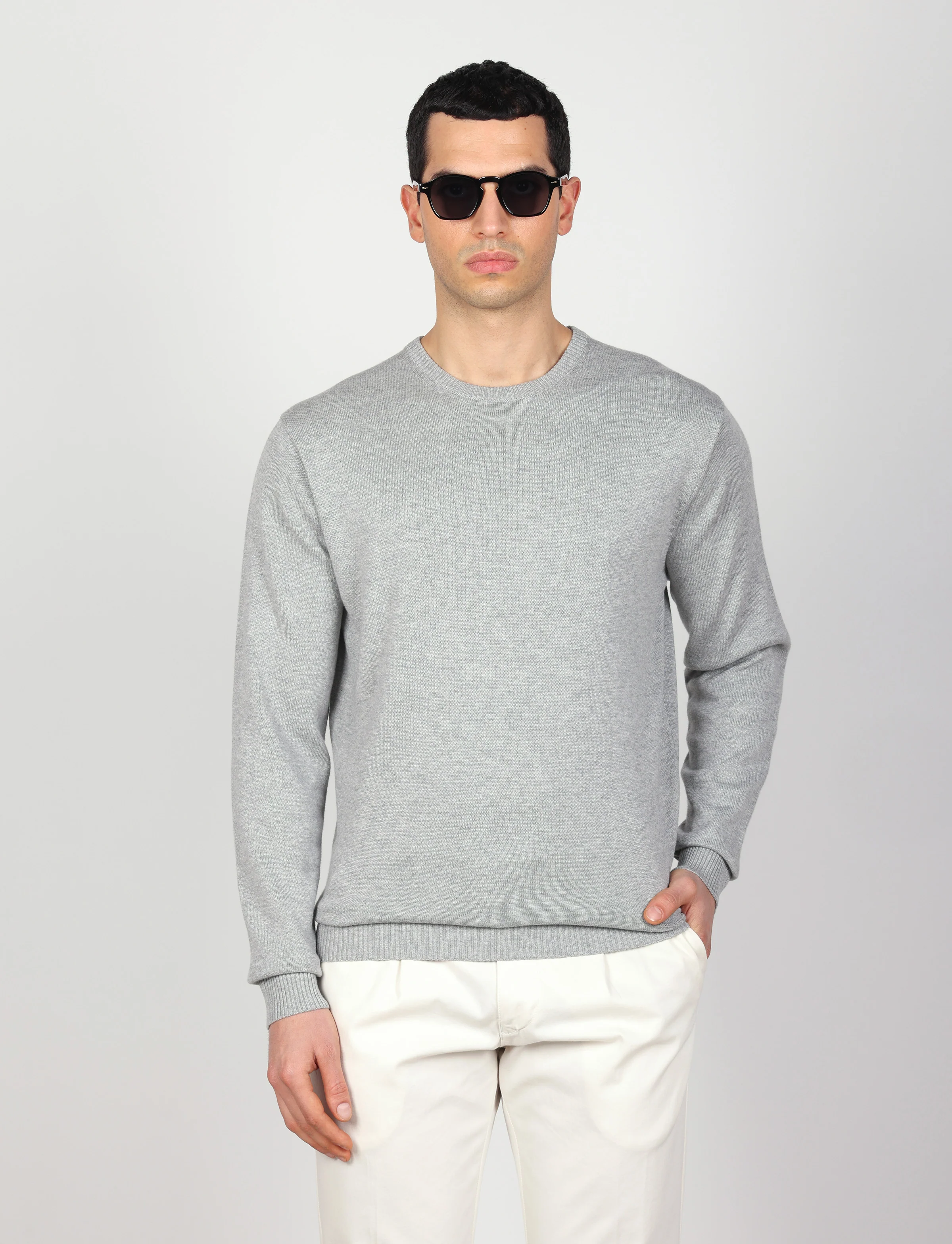 Maglia girocollo in cotone a maniche lunghe