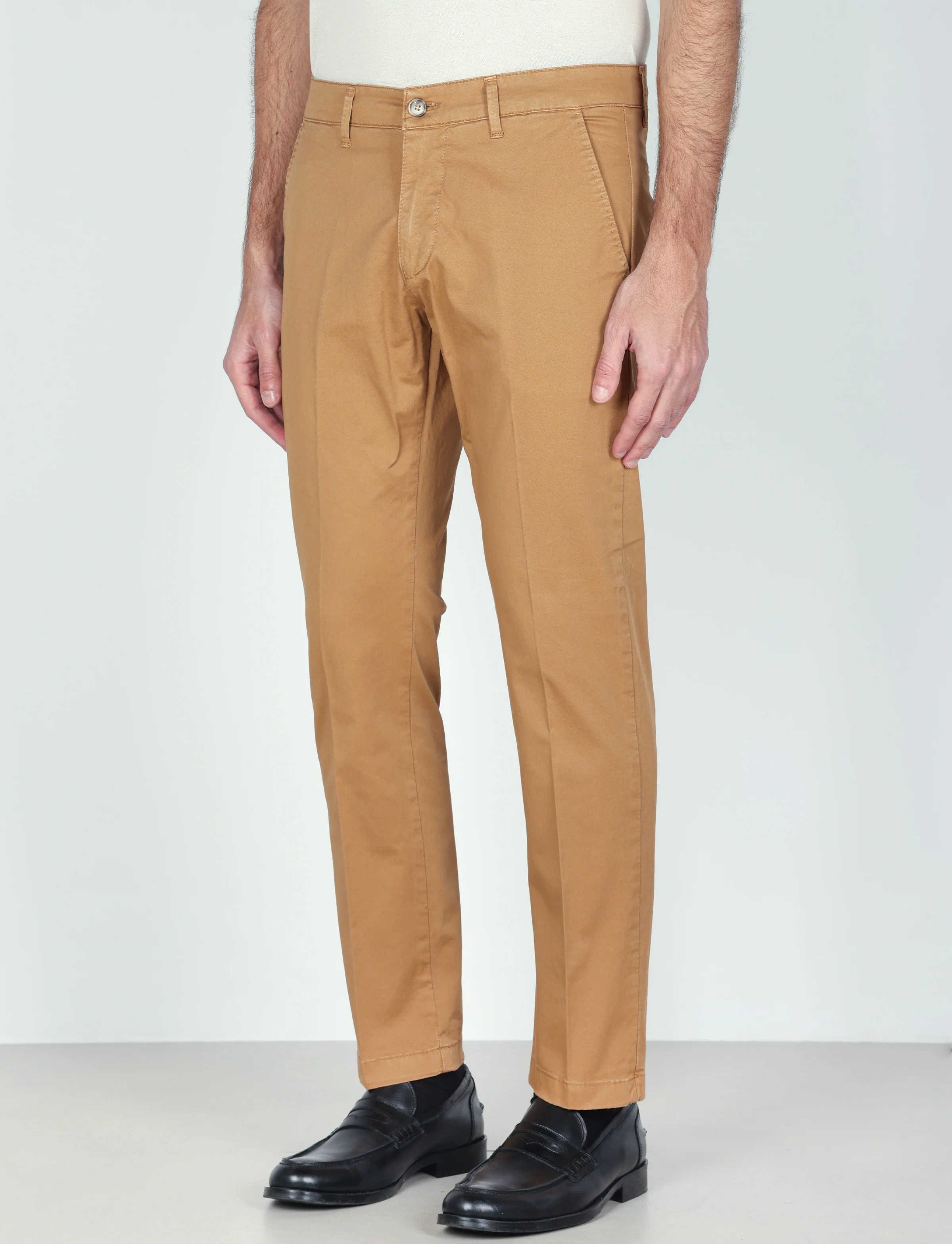 Pantaloni in gabardine di cotone stretch - Image 12