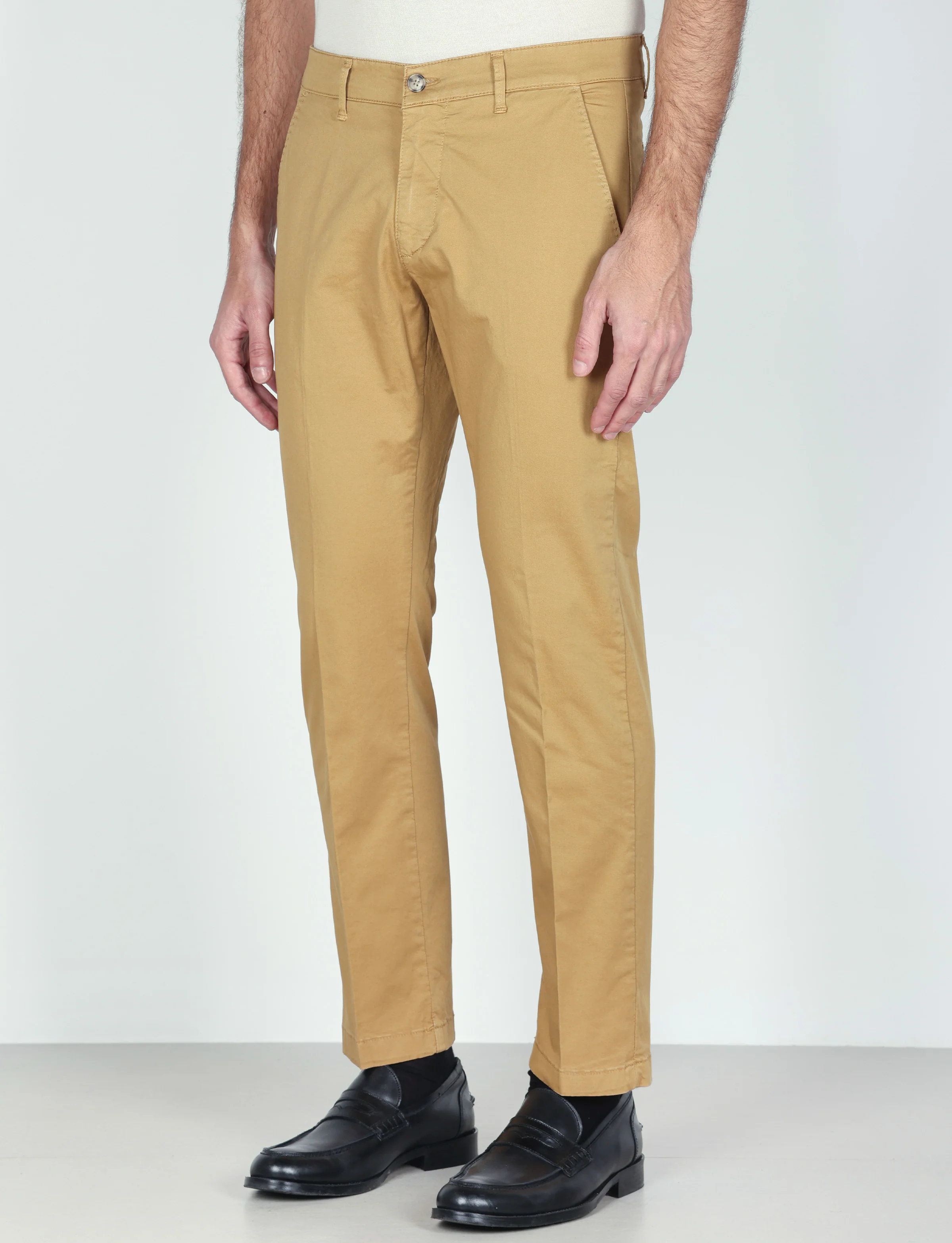 Pantaloni in gabardine di cotone stretch - Image 17