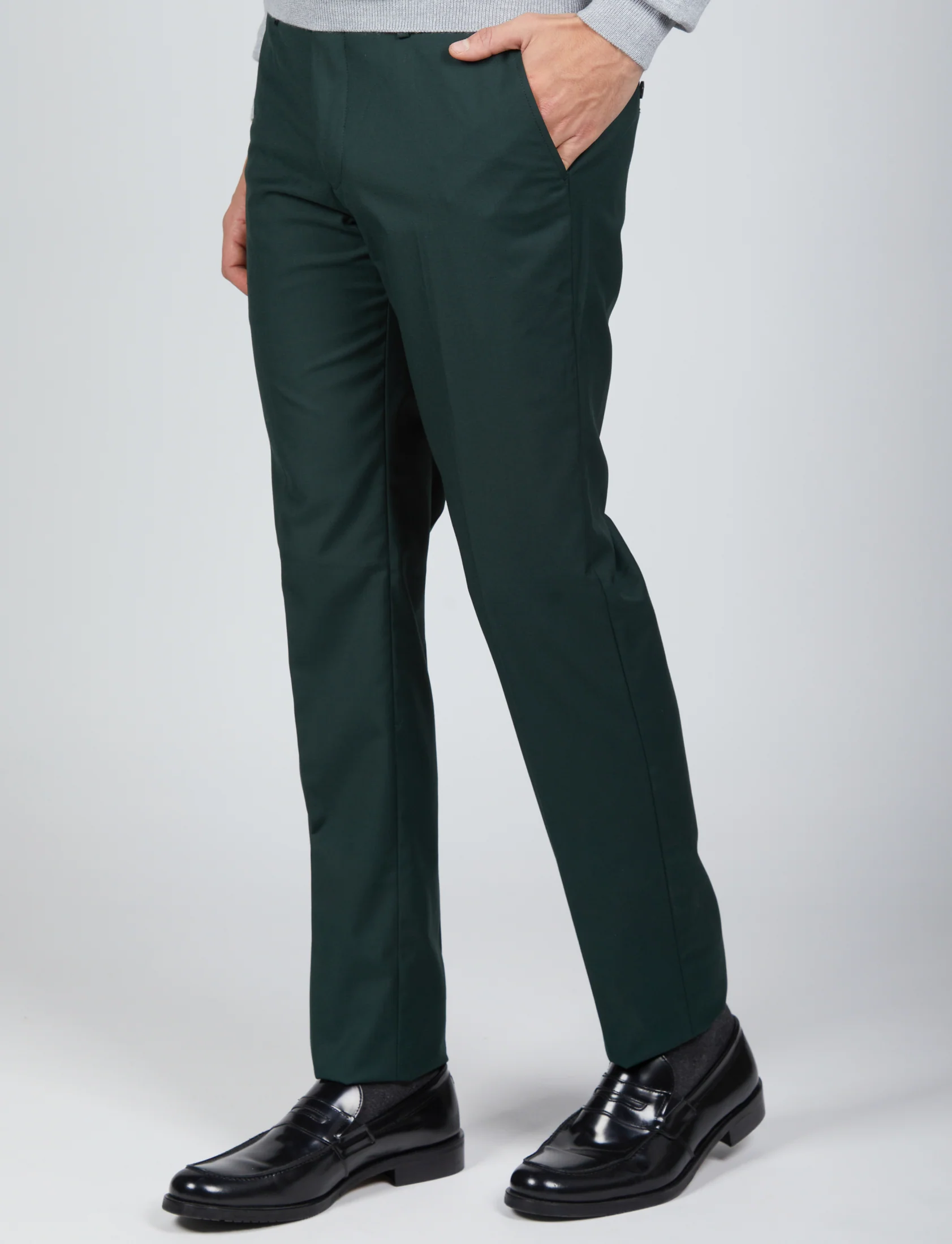 Pantaloni classici in tinta unita - Image 10
