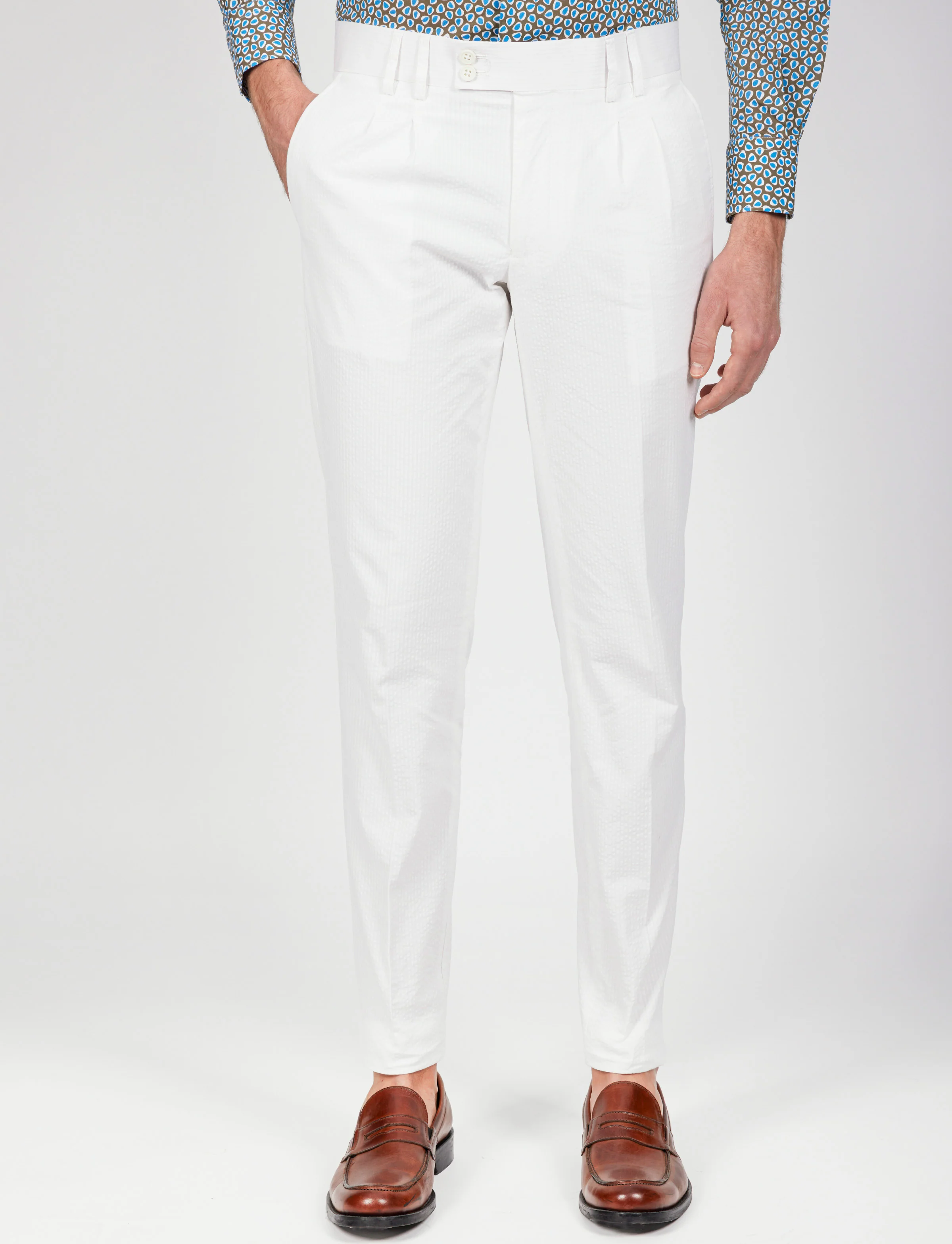 Pantalone in cotone goffrato con doppia pence - Image 19