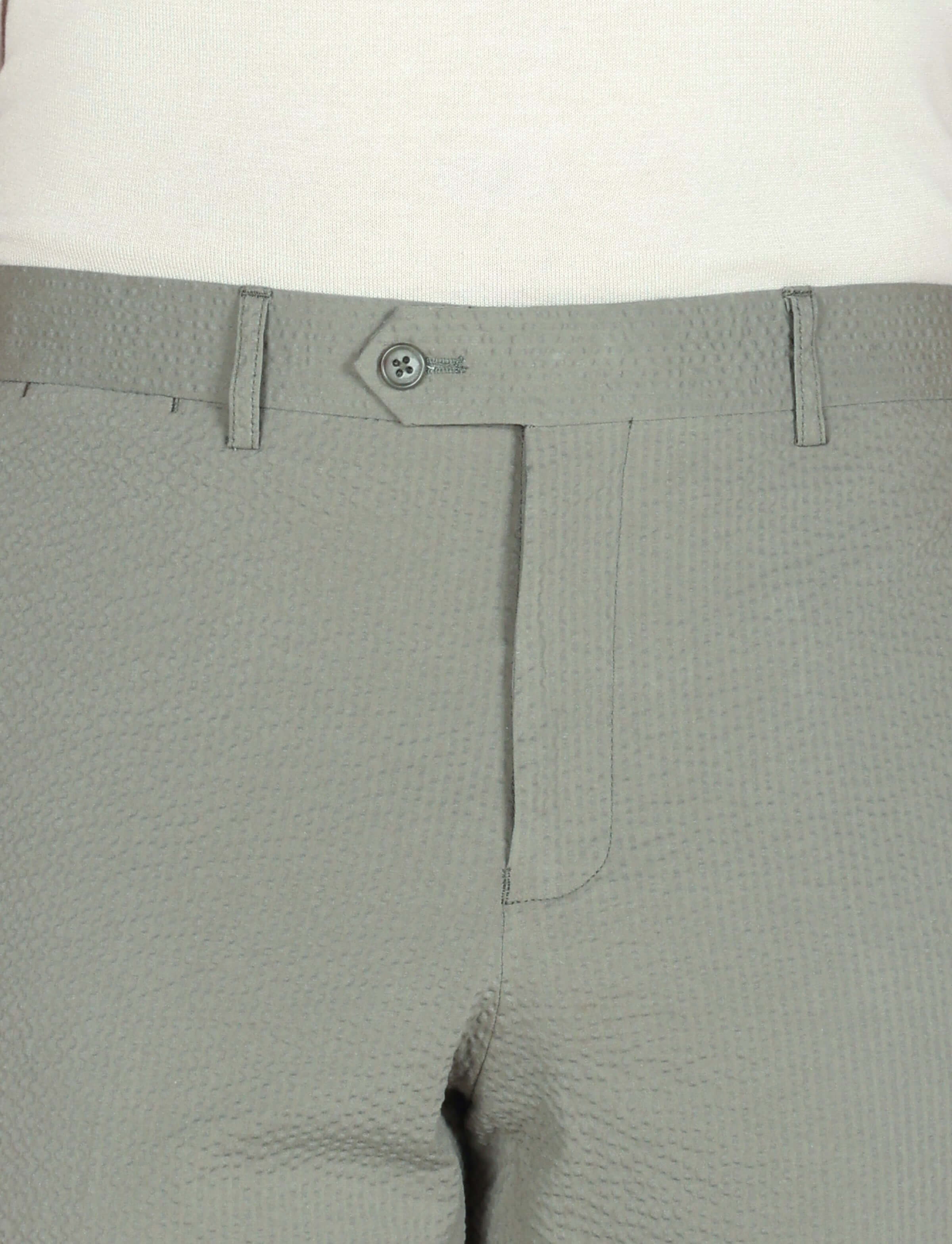 Pantaloni in cotone goffrato tinta unita - Image 19
