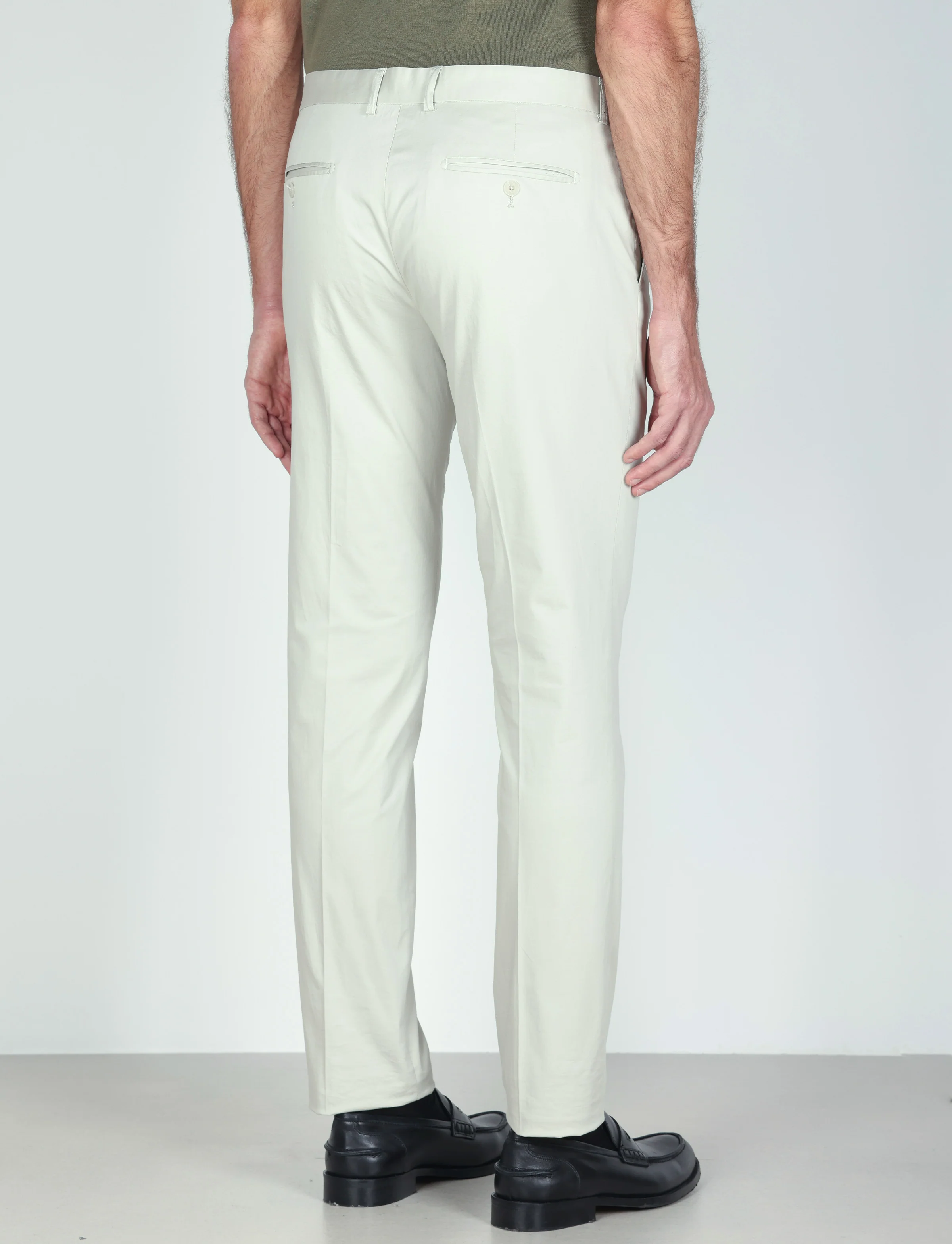 Pantaloni tinta unita in cotone stretch - Image 8