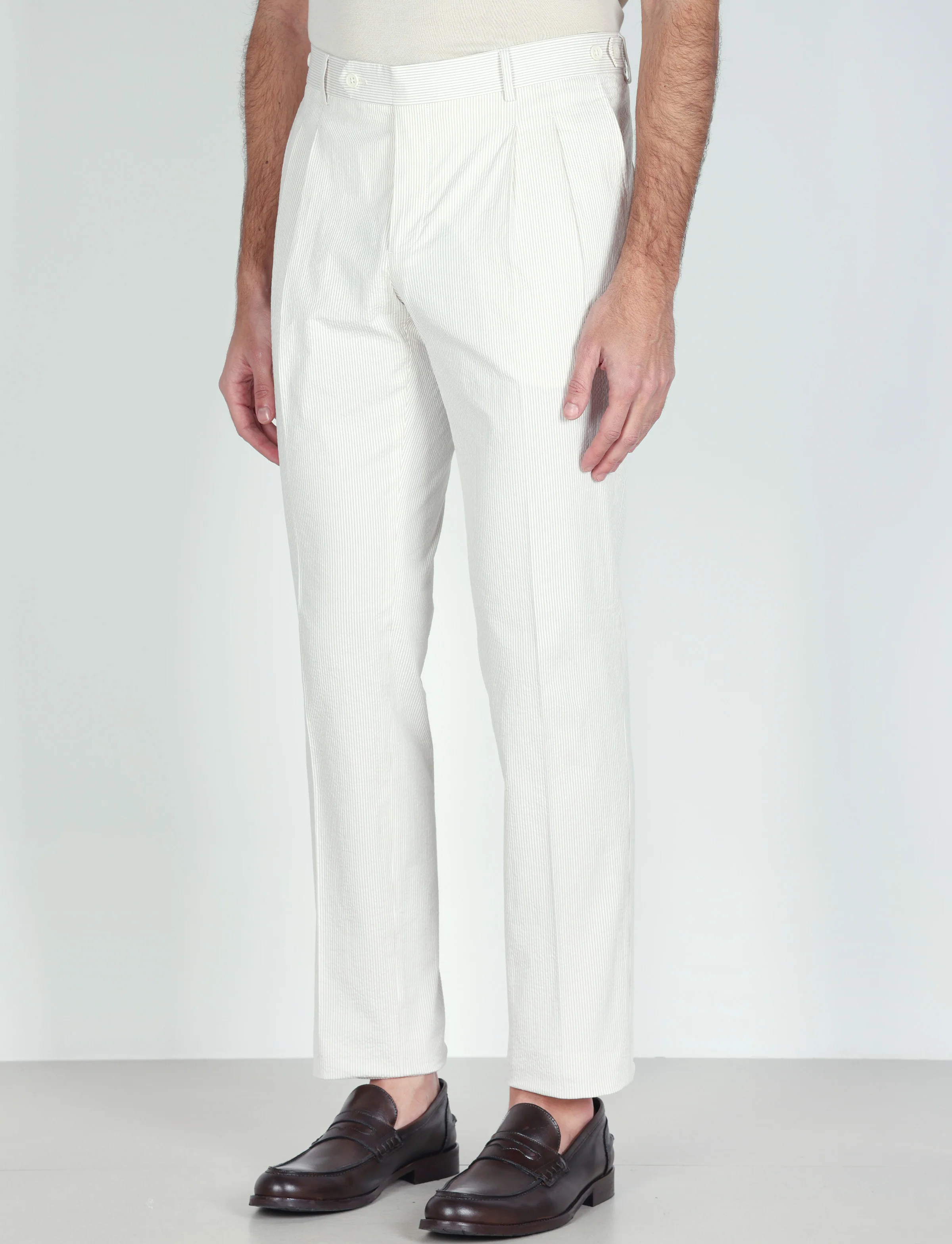 Pantaloni a righe in cotone goffrato con pinces - Image 3