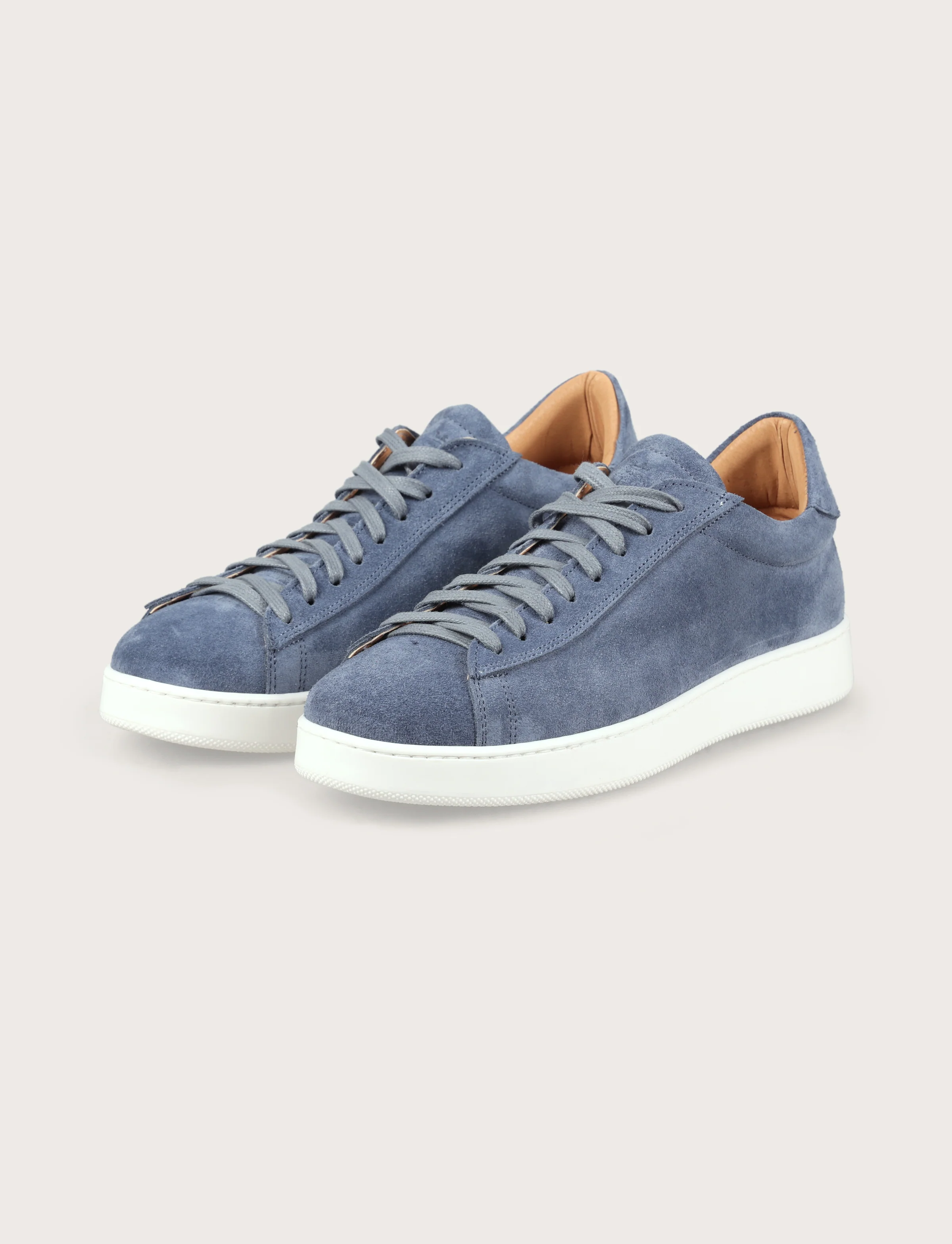 Sneakers in camoscio minimal con suola in gomma - Image 25