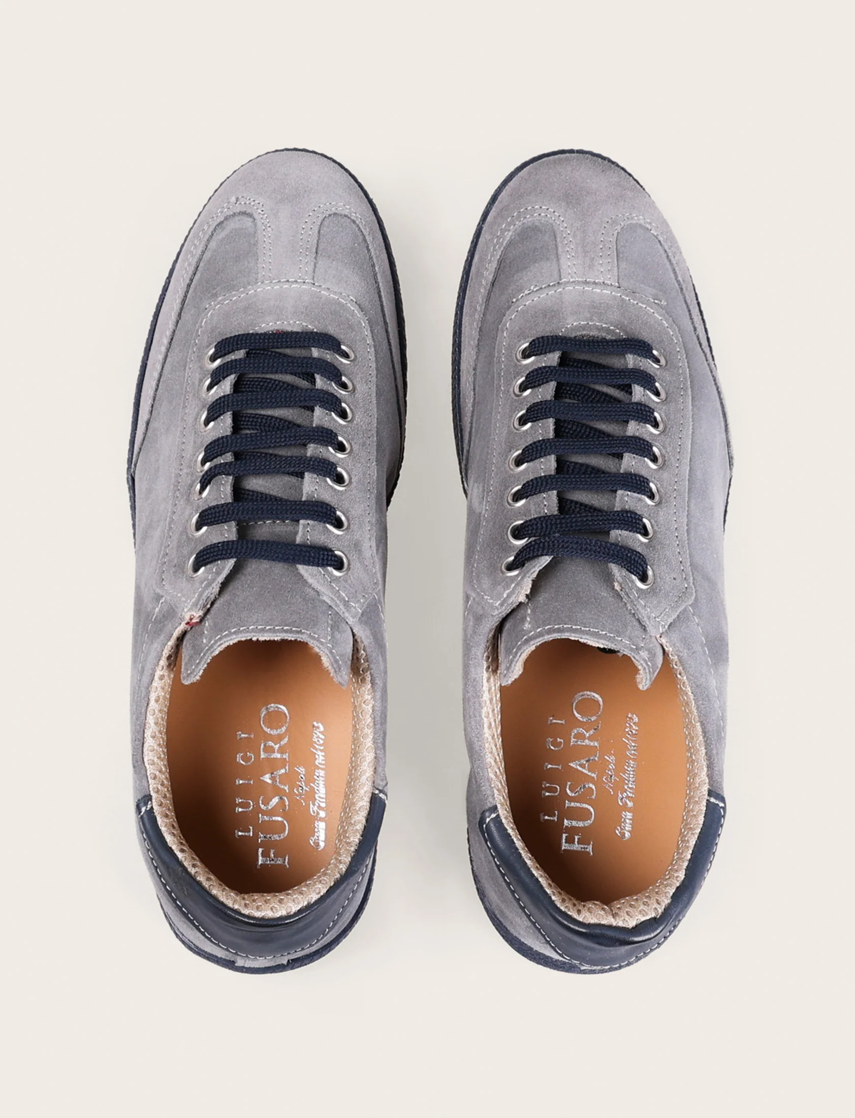 Sneakers in camoscio con suola in gomma - Image 8