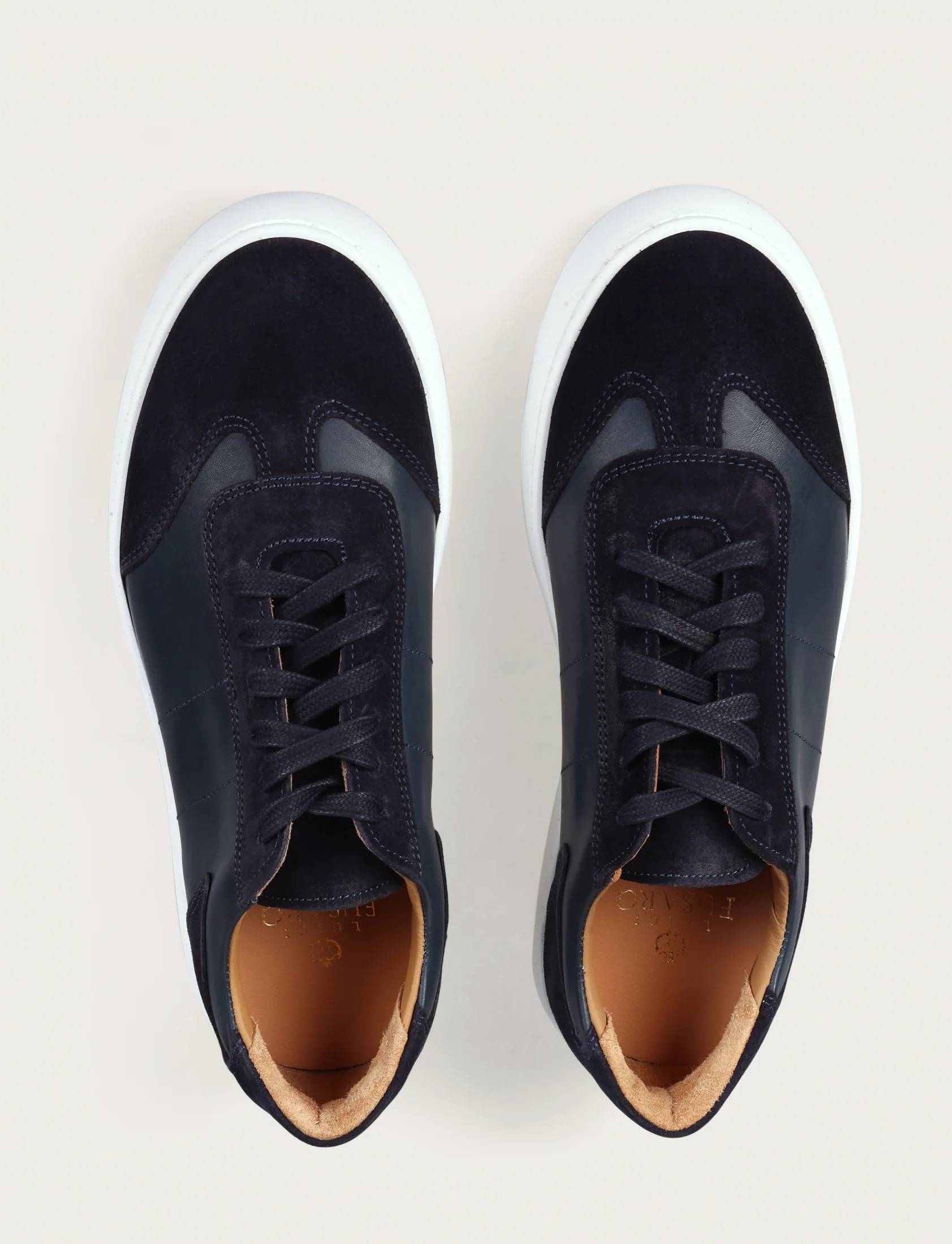 Sneakers in pelle e camoscio con suola in gomma - Image 8